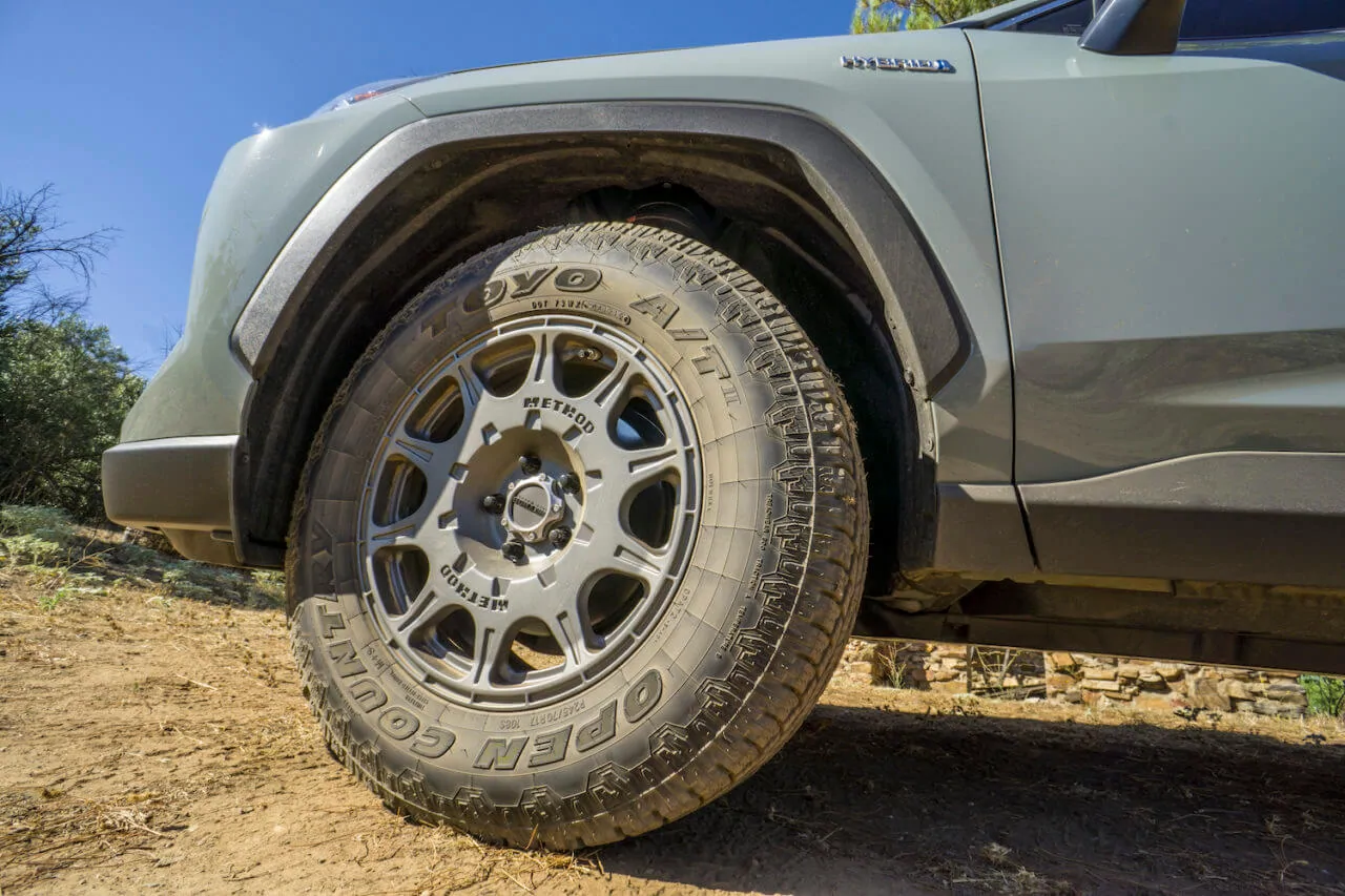 The Differences Between Running 37” and 40” Tires on Your Off-Road